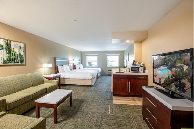 2 Queen Suite